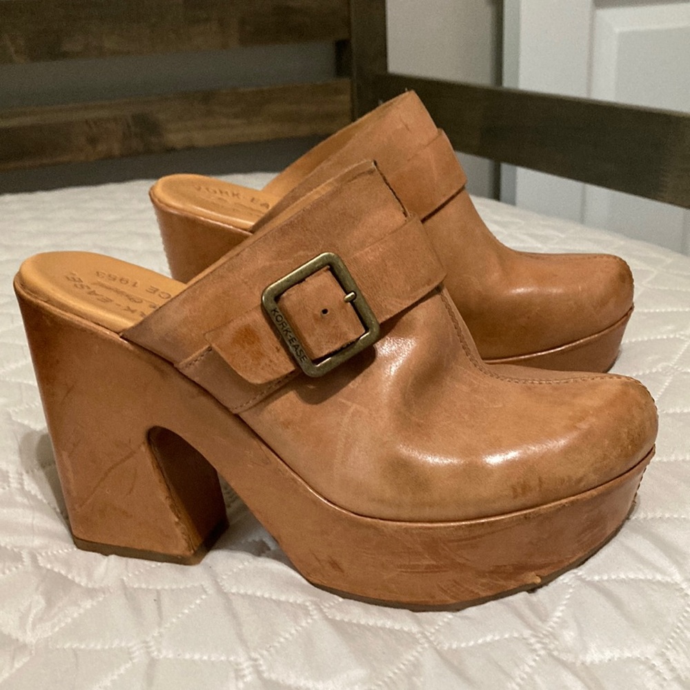 Kork Ease Mules/clogs.  Size 8.